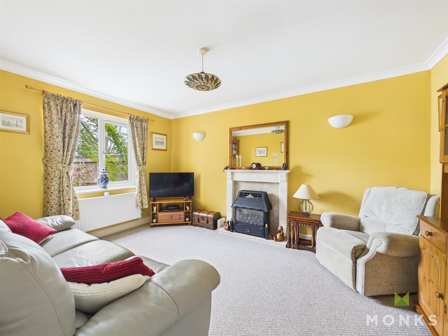 12 Border Close, Oswestry, SY11 2TT For Sale